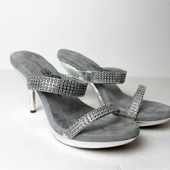 SZ 7 Silver Rhinestone Joan Boyce Studded Gray Platform Slide On Strap heels - Picture 1 of 8